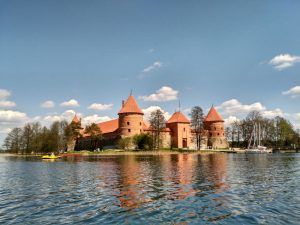 Visita al Castillo de Trakai desde Vilna, la joya medieval de Lituania