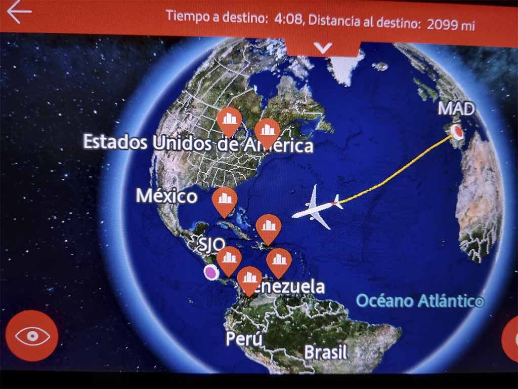 Vuelo largo a Costa Rica, donde conviene dormir