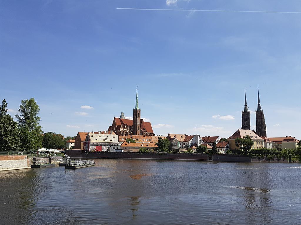 Vistas de Breslavia, cerca del puente Piaskowy