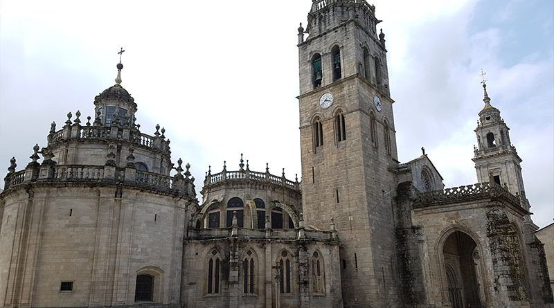 Plaza de Santa María, uno de los lugares que ver en Lugo en un día