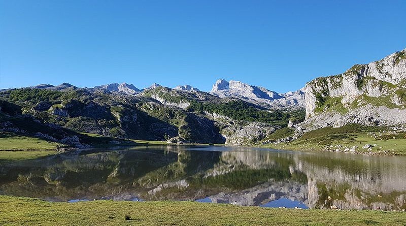 Lago Ercina en verano