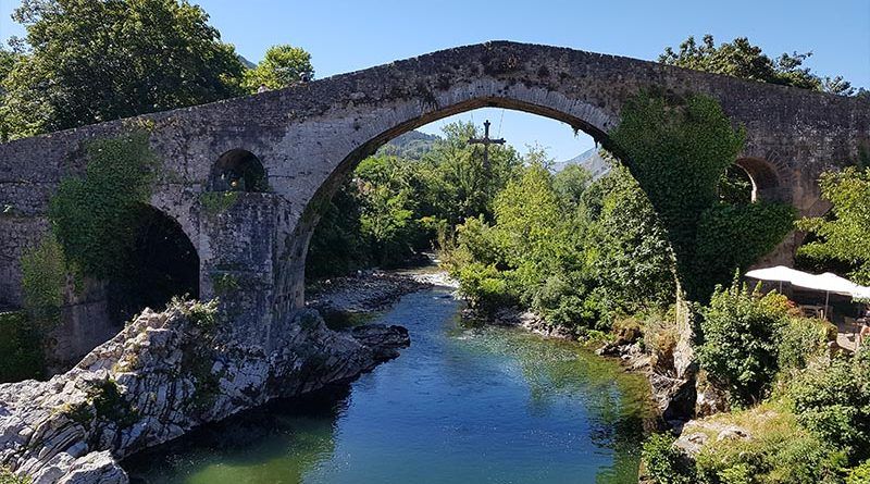 Puente de Cangas de Onís