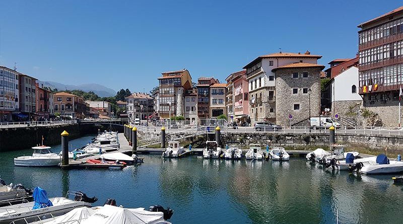Puerto de Llanes