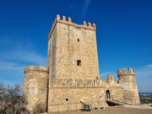 Castillo de Nogales, en Extremadura