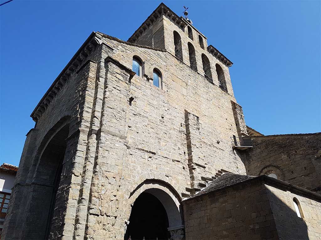 Catedral de San Pedro, un lugar que ver en Jaca