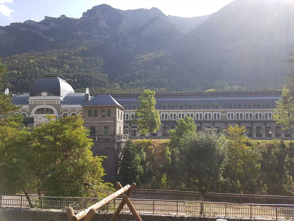Estación internacional de Canfranc