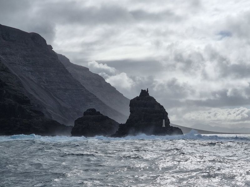 paisaje costa lanzarote ferry la graciosa