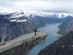 Ruta del Trolltunga, la lengua del Troll en los fiordos noruegos