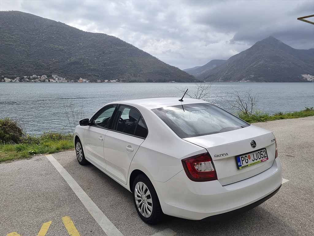 Coche de alquiler para Montenegro