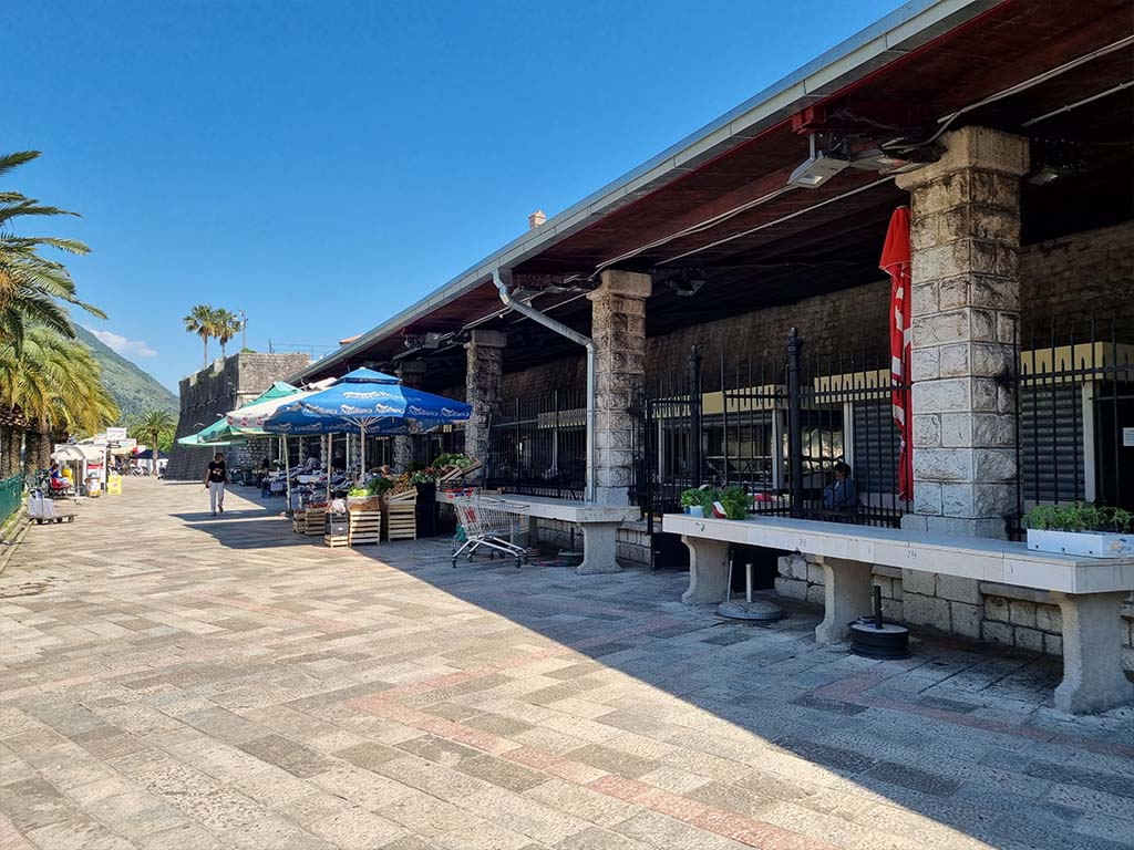 Mercado tradicional de Montenegro