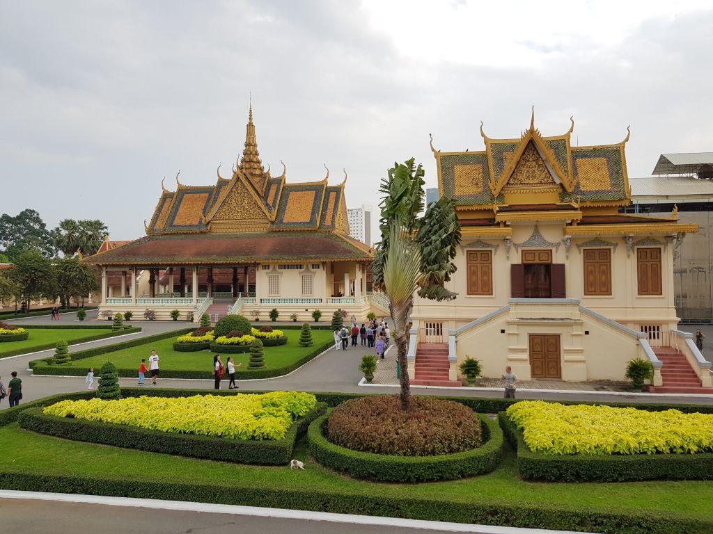 palacio real de nom pen