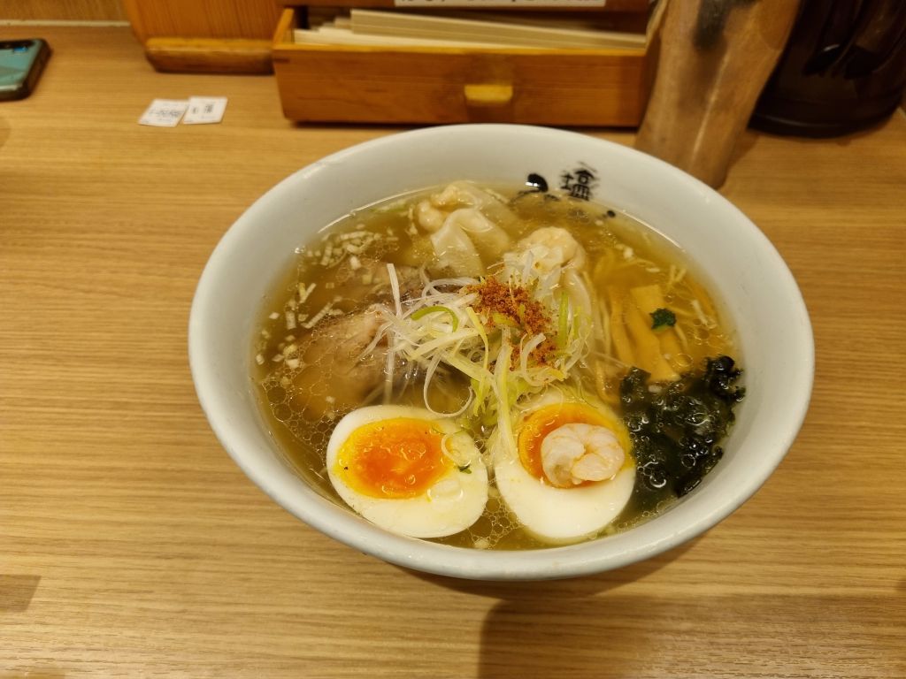 ramen en tokyo ramen street en la estación central