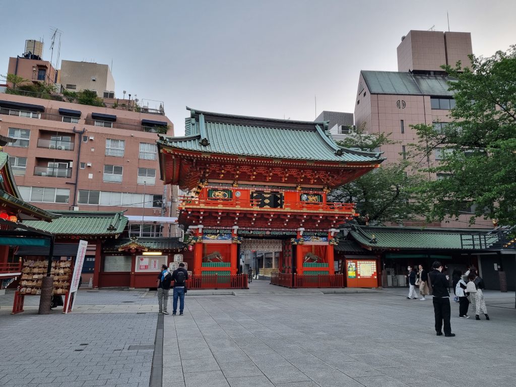 santuario kanda en tokio