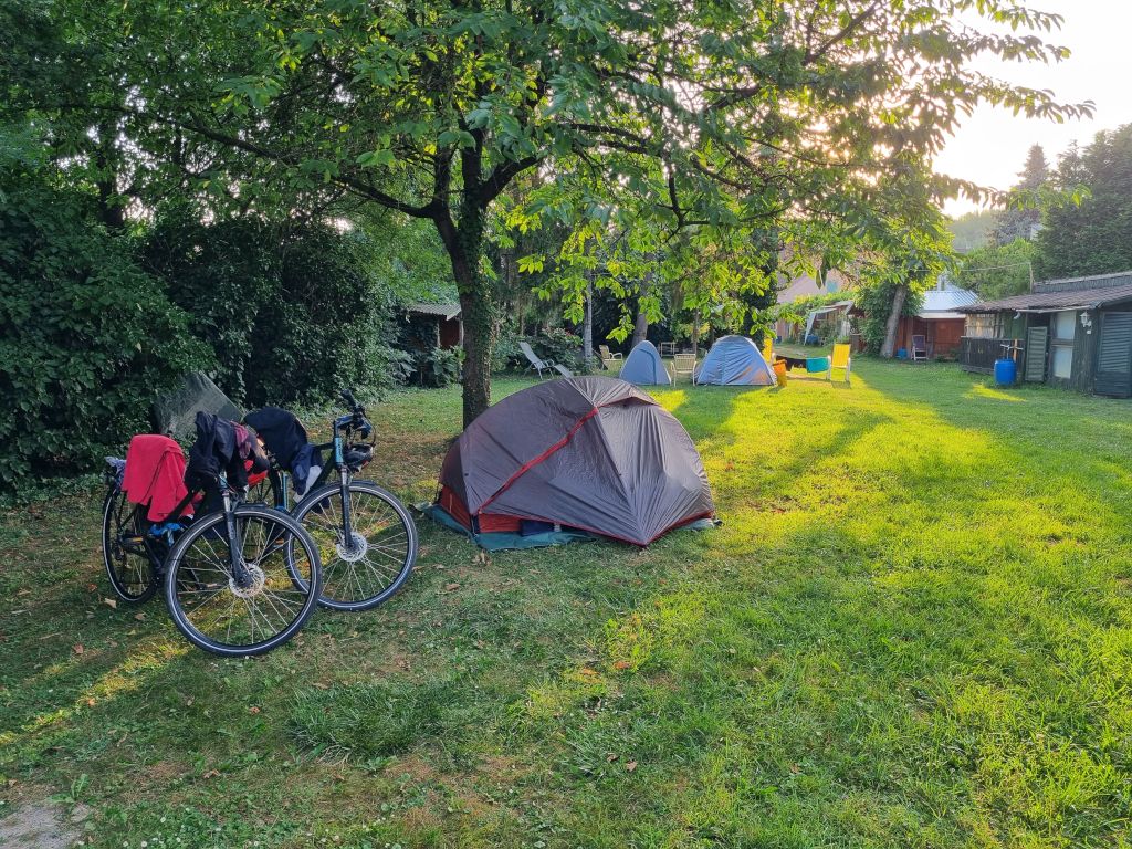 citycamping en gyor durante el camino del danubio en bicicleta