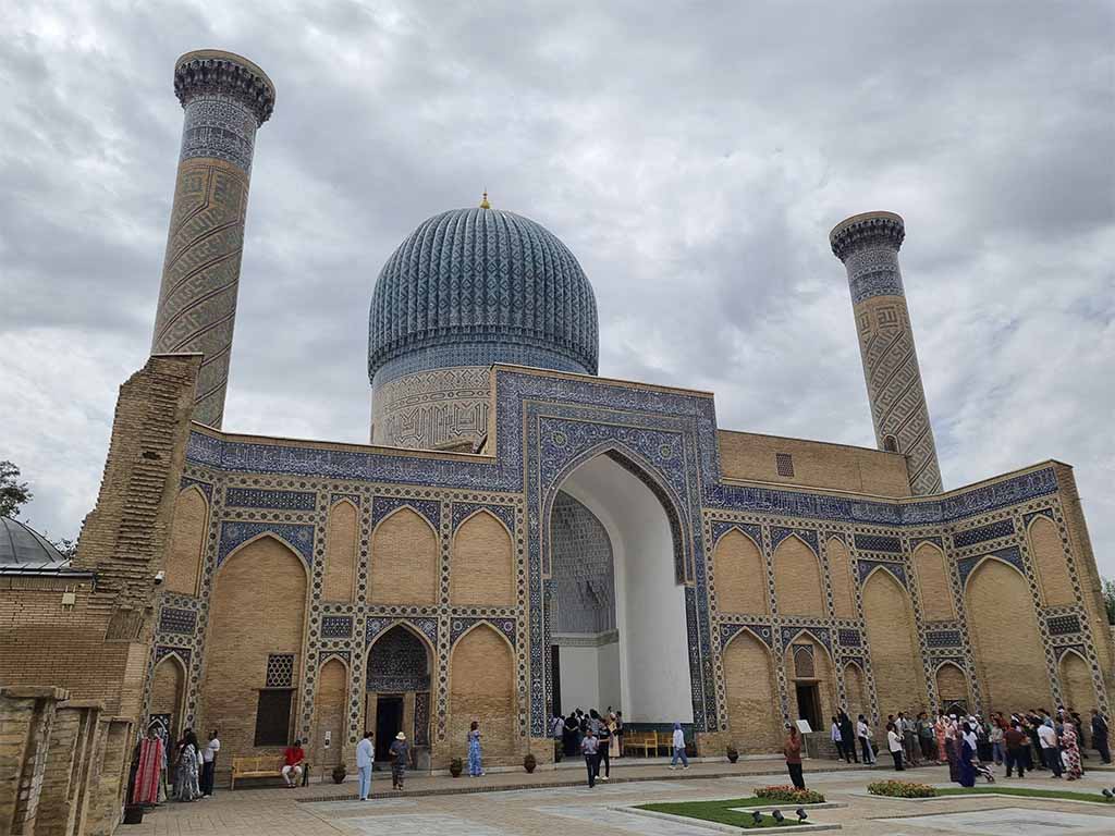 Samarcanda, una de las ciudades más turísticas de Uzbekistán