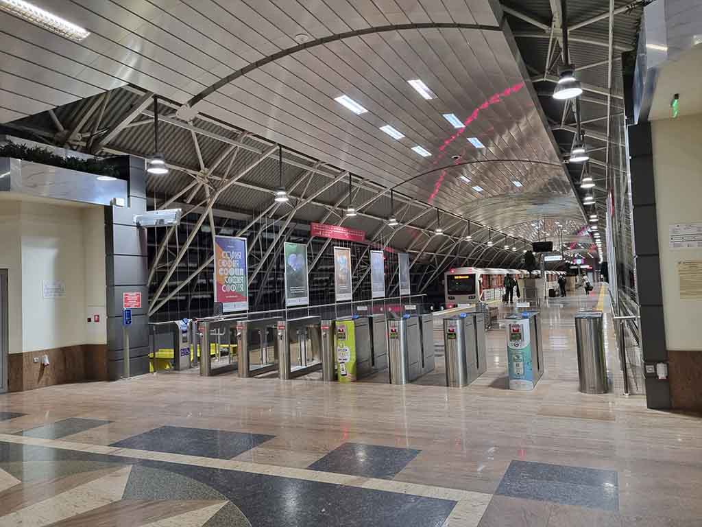 Metro en el aeropuerto de Sofía