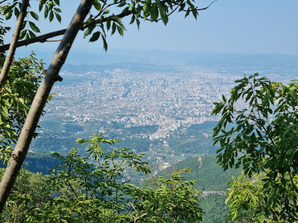 vistas Tirana desde monte Djati