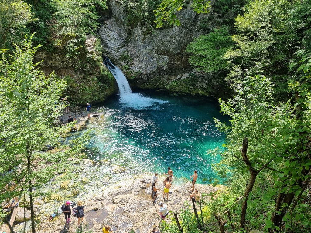 Blue eye en el norte de Albania