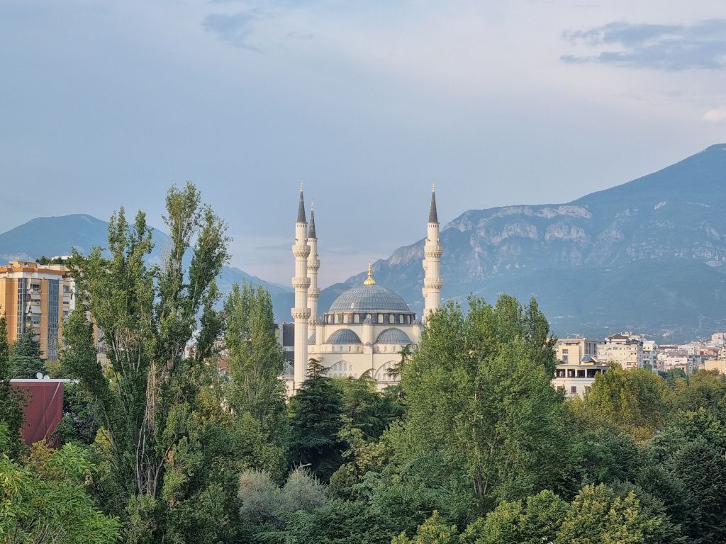 mezquita en tirana