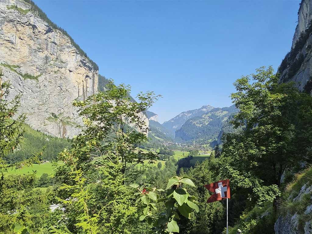 Ruta senderista cerca de Lauterbrunnen, donde perdí la cobertura con HolaFly